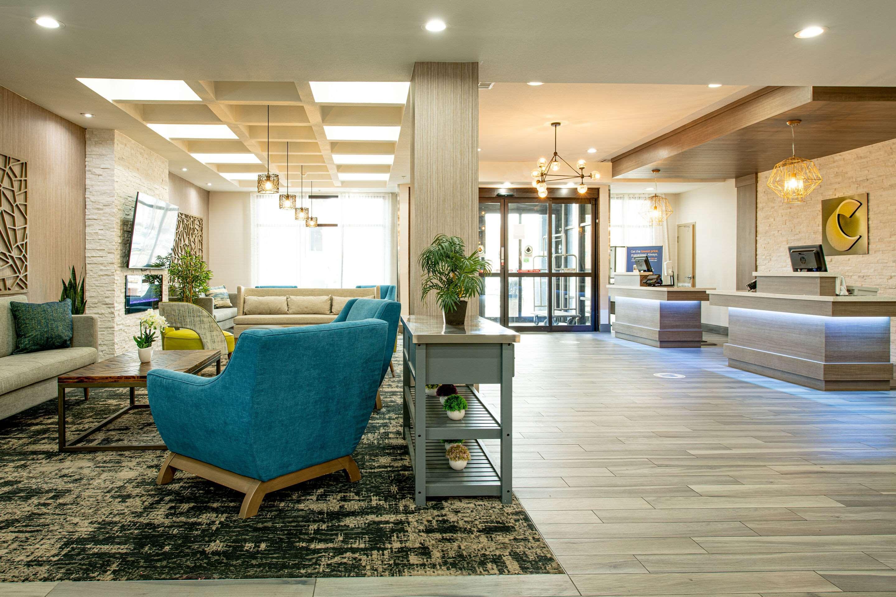 לאפאייט Comfort Suites Oil Center מראה חיצוני תמונה