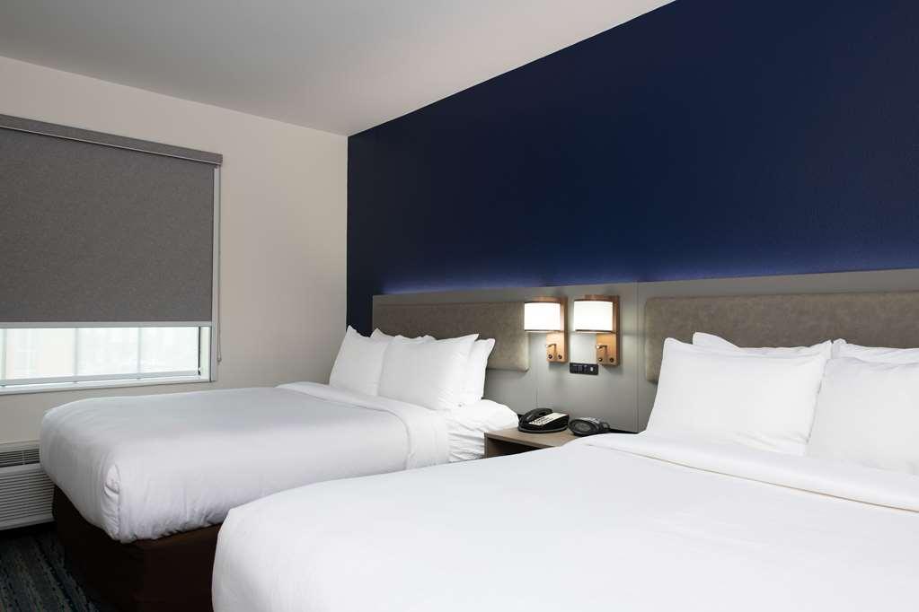 לאפאייט Comfort Suites Oil Center חדר תמונה
