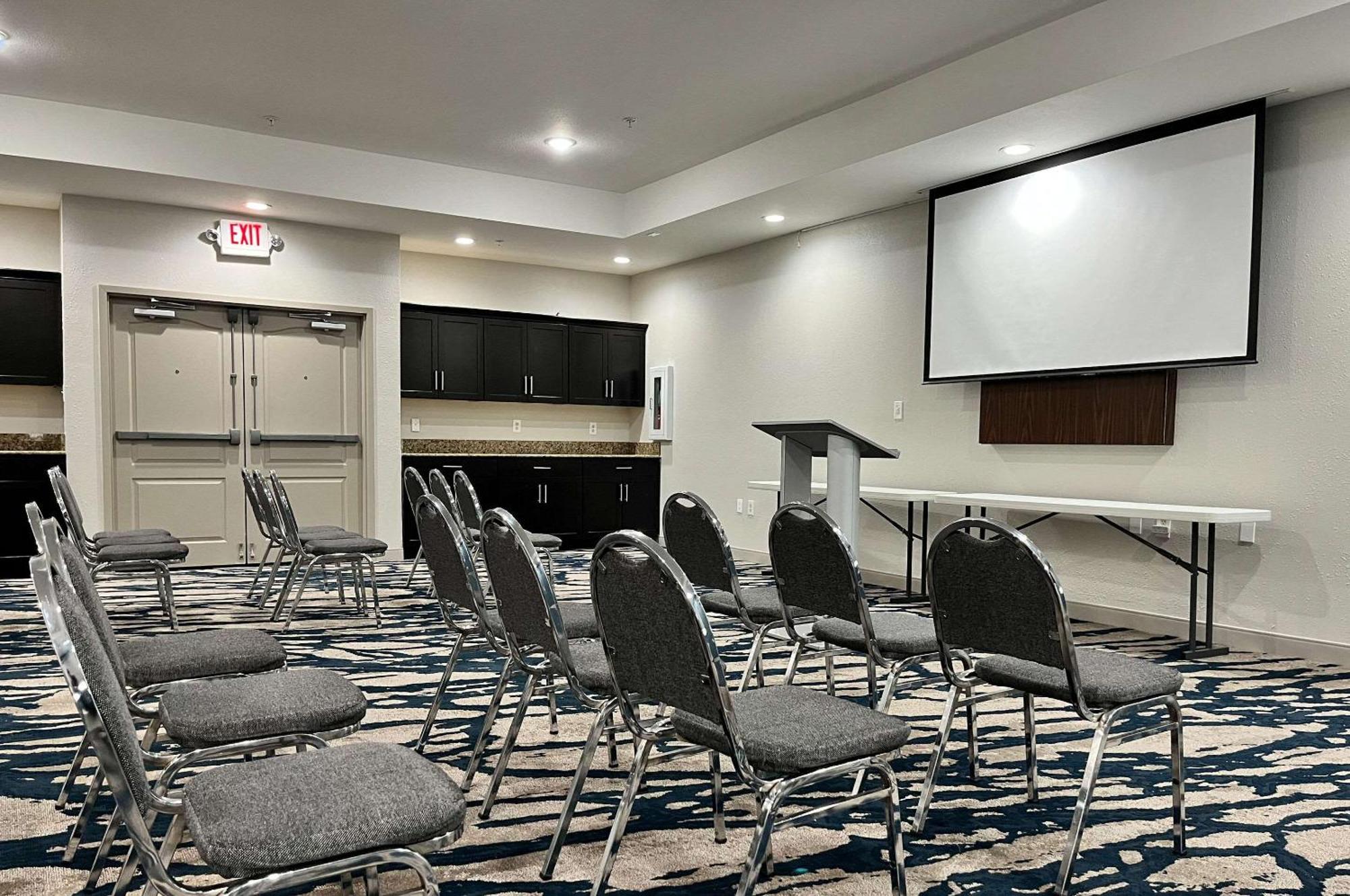 לאפאייט Comfort Suites Oil Center מראה חיצוני תמונה